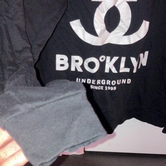 Brooklyn black sweatshirt - Picture 6 of 7